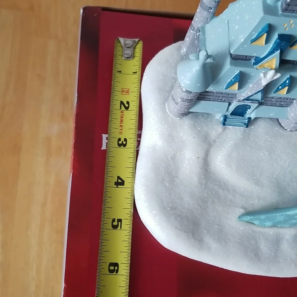 Disney's Frozen Elsa & Anna Castle Accessory Decor
